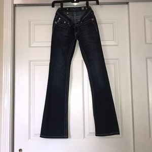 Buckle Jeans